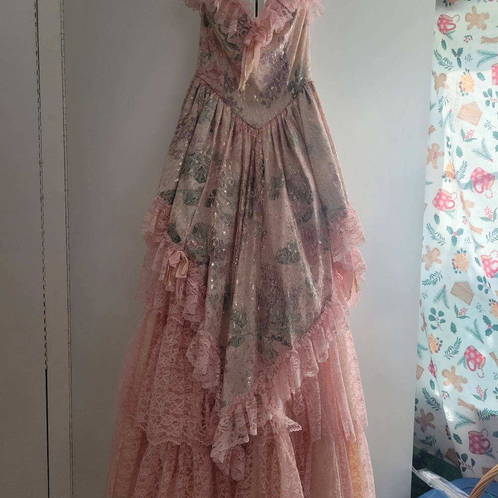 Loralie Original Pink Lace Dress - Picture 7 of 12